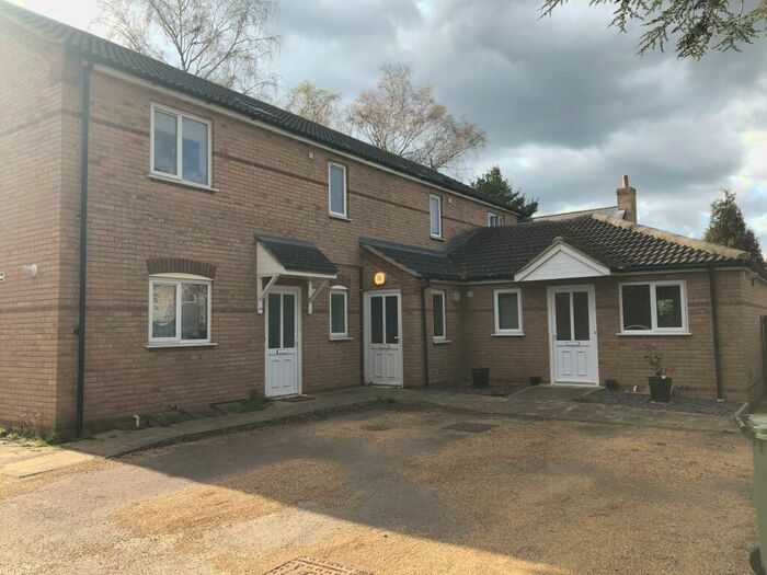 1 Bedroom Flat To Rent In St. Neots Road, Sandy, SG19