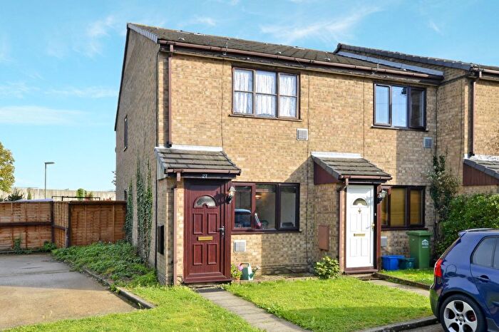 1 Bedroom End Terrace House To Rent In Riverside Place, Stanwell, TW19
