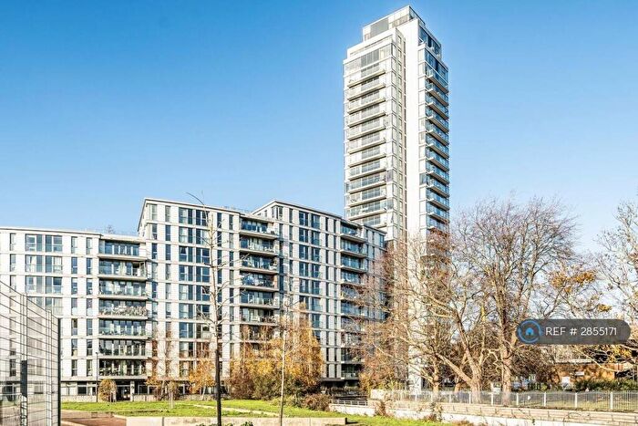 1 Bedroom Flat To Rent In Distillery Tower, London, SE8