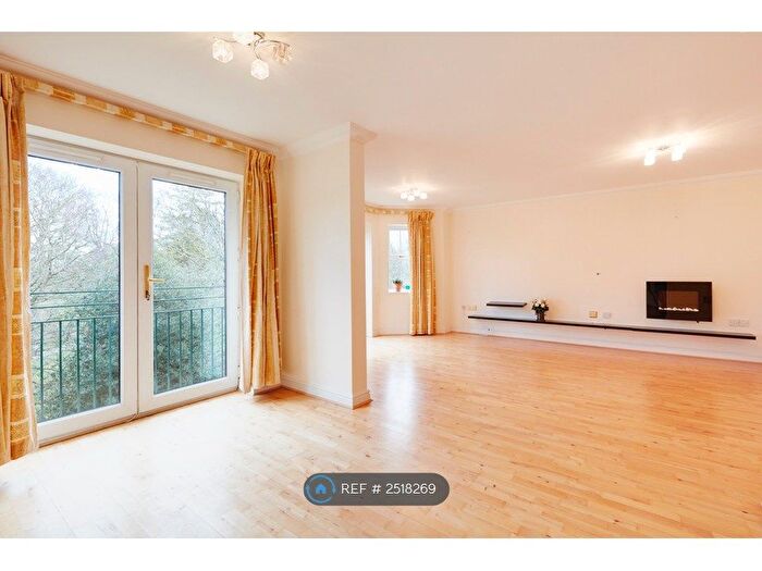 1 Bedroom Flat To Rent In Acton Vale, London, W3