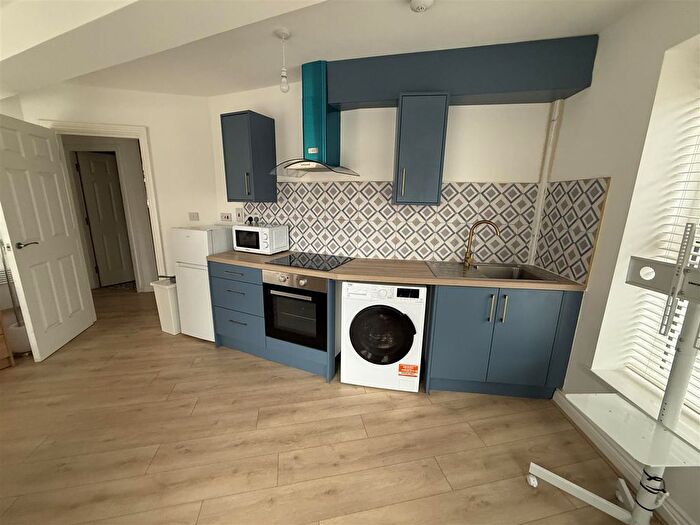 1 Bedroom Flat To Rent In Darlington Street, Wolverhampton, WV1