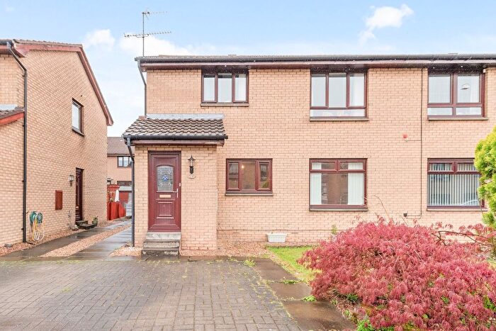 2 Bedroom Flat For Sale In Shireway, Alloa, FK10