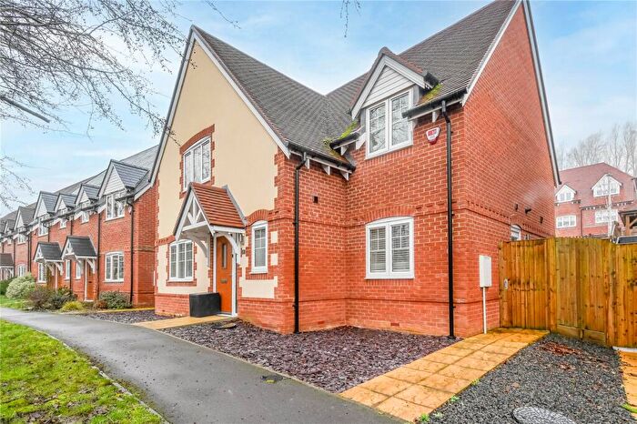 4 Bedroom Detached House For Sale In Reed Gardens, Woolhampton, Reading, Berkshire, RG7