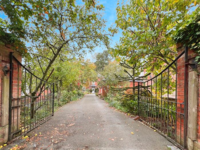 4 Bedroom Detached House For Sale In Cold Harbour Lane, Grantham, NG31