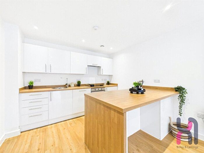 1 Bedroom Flat For Sale In The Plaza, Advent Way, Ancoats, Manchester, M4