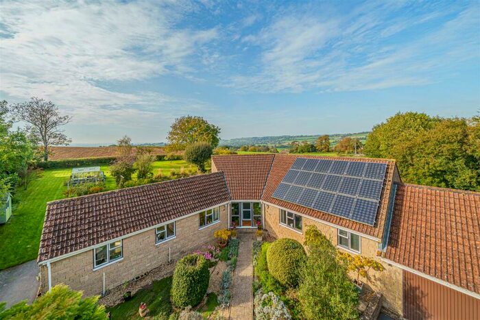 3 Bedroom Detached Bungalow For Sale In Bishops Lane, Hardington Mandeville, Yeovil, BA22