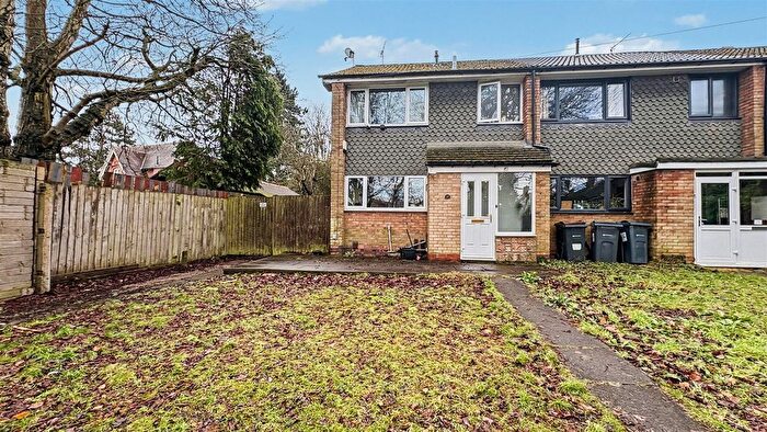 3 Bedroom End Terrace House For Sale In April Croft, Moseley, B13