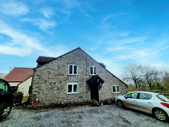 2 Bedroom Apartment To Rent In Nempnett Thrubwell, BS40