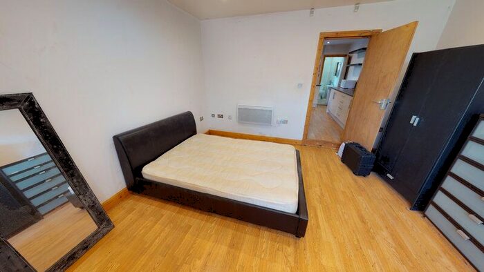 1 Bedroom Flat To Rent In North Lane, Headingley, Leeds, LS6