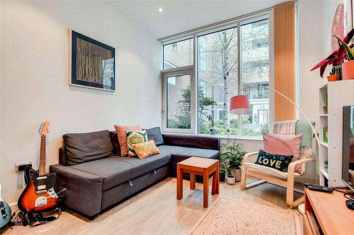 1 Bedroom Flat To Rent In Spectrum Way, London, SW18