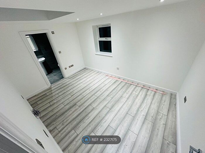 1 Bedroom Flat To Rent In Ground Floor, Maidstone, ME15