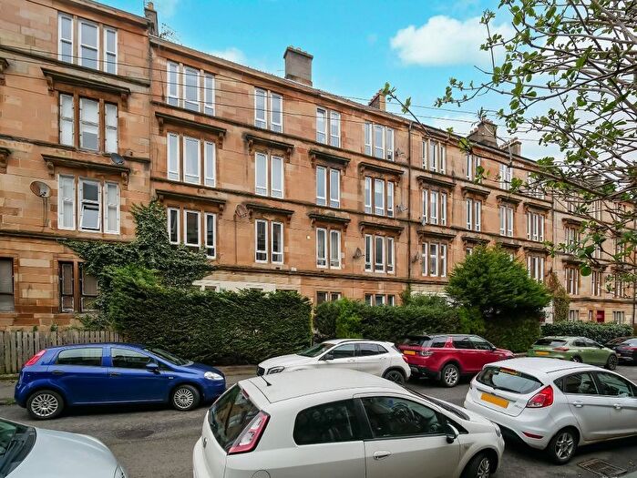 2 Bedroom Flat For Sale In Roslea Drive, Dennistoun, G31