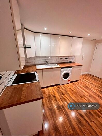 1 Bedroom Flat To Rent In Granville Gardens, Hinckley, LE10