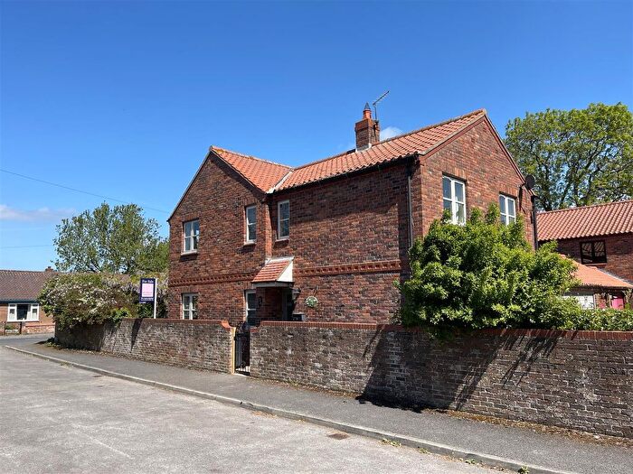 5 Bedroom Detached House For Sale In Marston Road, Tockwith, York, YO26