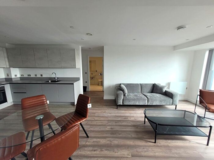 2 Bedroom Flat To Rent In Herschel Street, Slough, SL1