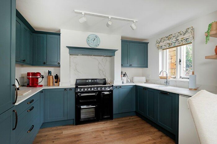 3 Bedroom Detached House For Sale In Broadwell, Moreton-in-Marsh, Gloucestershire, GL56