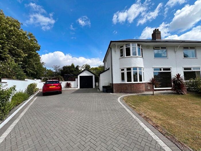 3 Bedroom Semi Detached House For Sale In Lakeside, Barry, CF62