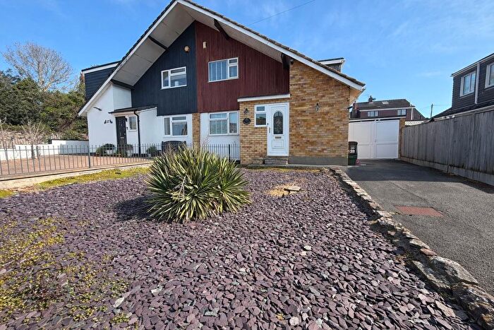 4 Bedroom Semi Detached House For Sale In The Breaches, Easton-In-Gordano, BS20