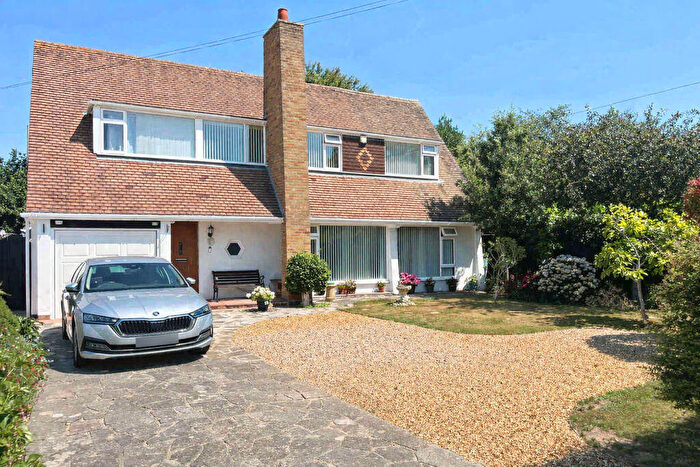 5 Bedroom Detached House For Sale In Solent Way, Alverstoke, Gosport, PO12