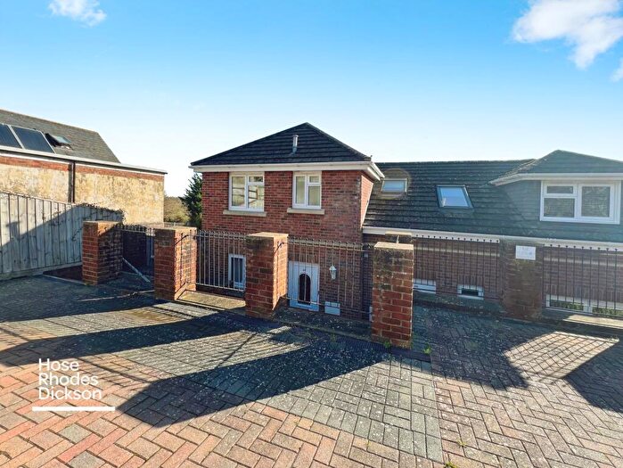 3 Bedroom Semi-Detached House For Sale In New Road, Brading, Sandown, PO36