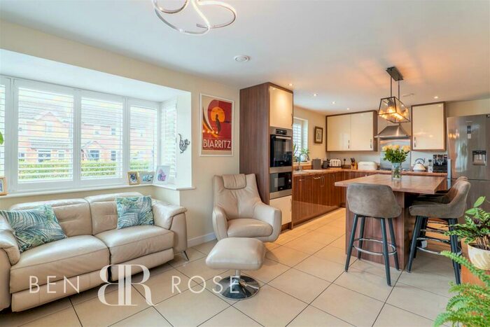 4 Bedroom Detached House For Sale In Grove Farm Drive, Adlington, Chorley, PR6