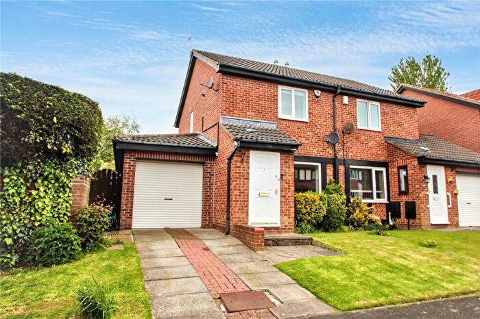 2 Bedroom Semi Detached House For Sale In Monks Wood, North Shields, NE30