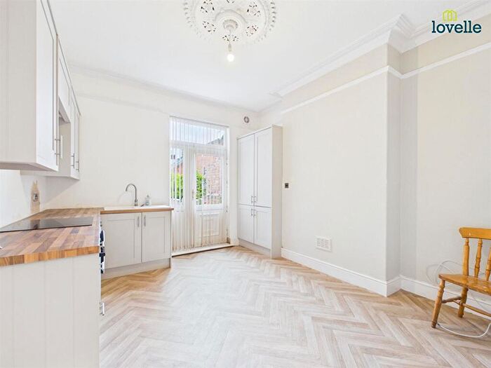 1 Bedroom Flat To Rent In Monks Road, Lincoln, LN2