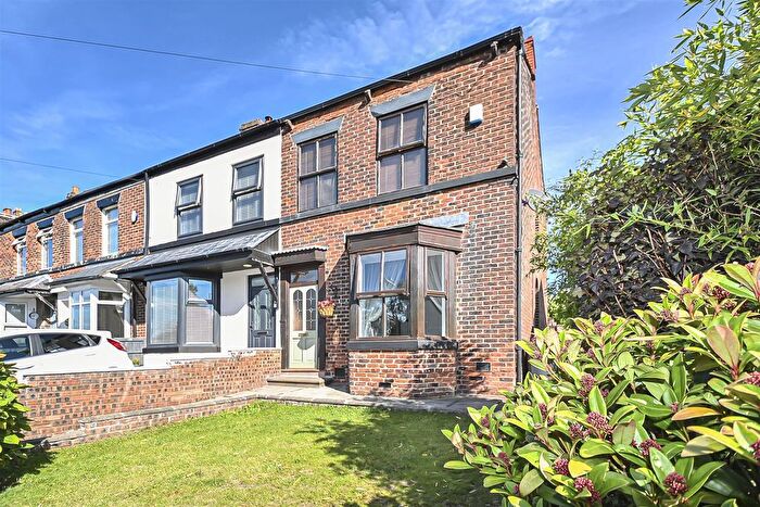 2 Bedroom End Of Terrace House For Sale In Park Road, Golborne, Warrington, WA3