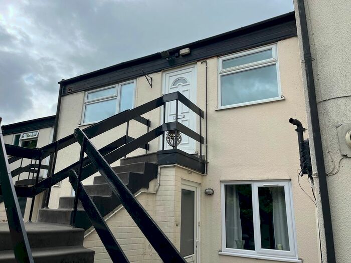 2 Bedroom Flat To Rent In Holly Drive, Norwich, NR2