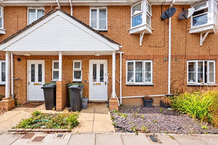 3 Bedroom Terraced House For Sale In Cornwall Road, Portsmouth, PO1