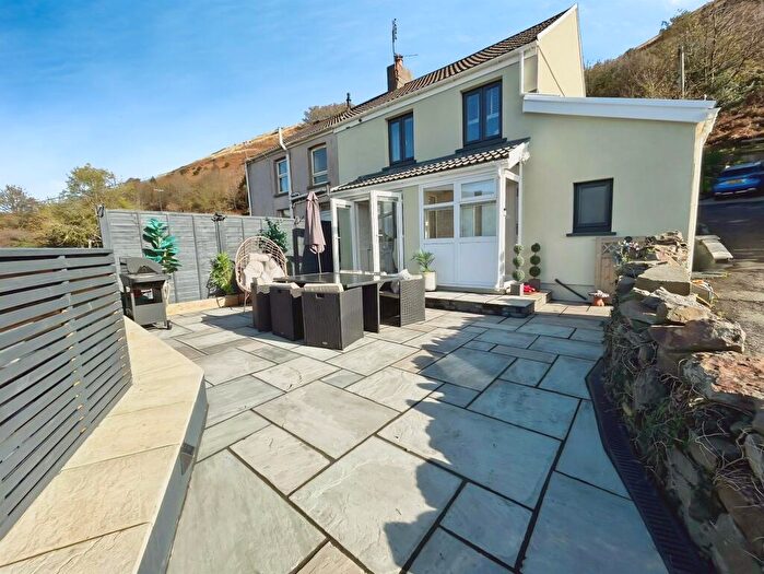 3 Bedroom Semi-Detached House For Sale In Lletty Harri, Port Talbot, SA13