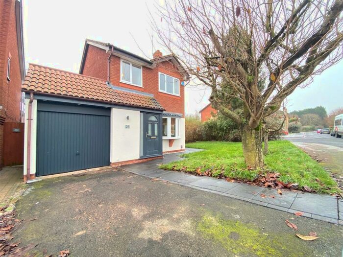 3 Bedroom Detached House To Rent In Riverside, Studley, Warwickshire, B80