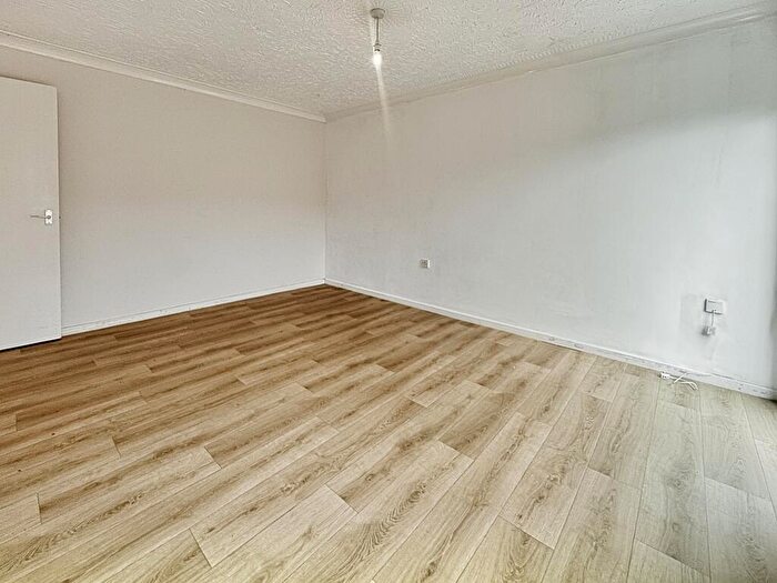 1 Bedroom Flat To Rent In Cotterall Court, Norwich, NR5