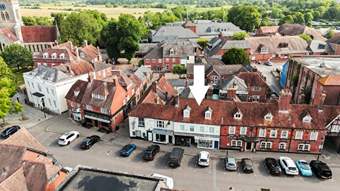 2 Bedroom Flat For Sale In Market Place, Ringwood, BH24