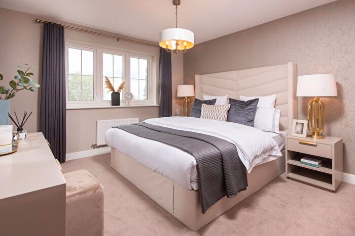 4 Bedroom Detached House For Sale In Milton Keynes, Buckinghamshire, MK8