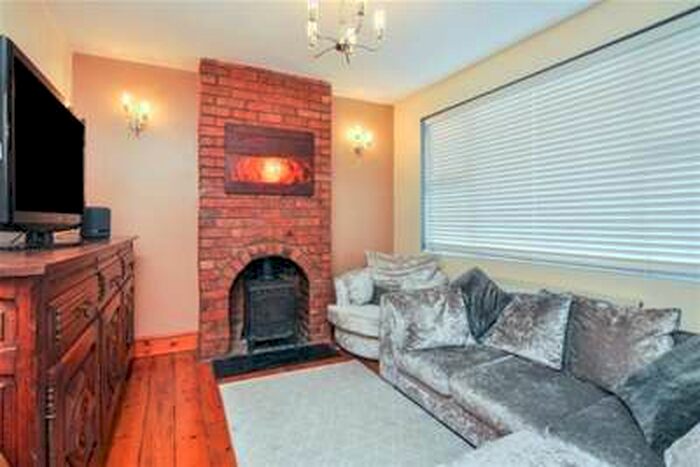 2 Bedroom House To Rent In Bailiff Street, Northampton, NN1