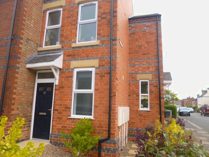 2 Bedroom Flat To Rent In Montague Street, Beeston, NG9