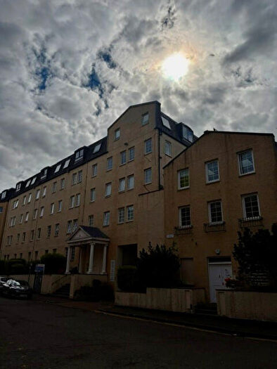 2 Bedroom Terraced House To Rent In Caledonian Crescent, Edinburgh, Midlothian, EH11