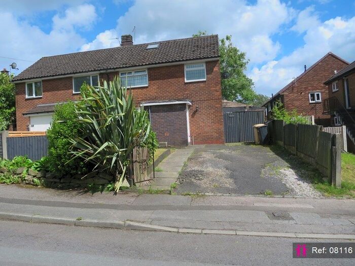 3 Bedroom Semi-Detached House To Rent In Bamber Croft, Westhoughton, Bolton, BL5