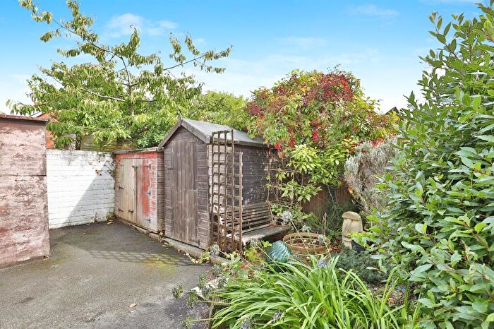 1 Bedroom Apartment For Sale In Knole Road, Bournemouth, BH1