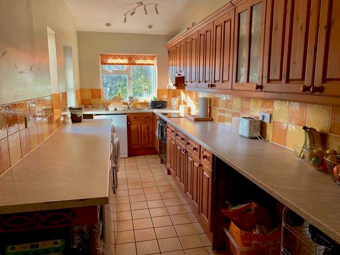 4 Bedroom Detached House To Rent In College Road, Bristol, BS16