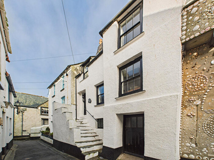 2 Bedroom Cottage For Sale In The Warren, Polperro, Cornwall, PL13