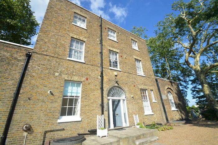 1 Bedroom Flat To Rent In Vicarage Park, London, SE18