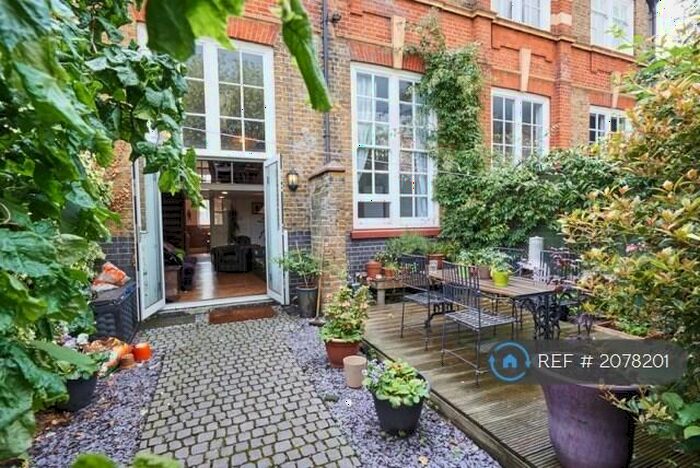 3 Bedroom Terraced House To Rent In Asylum Road, London, SE15