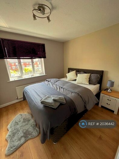 2 Bedroom Terraced House To Rent In Vine Close, Basildon, SS14