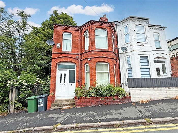 3 Bedroom Semi-Detached House For Sale In Victoria Road, Birkenhead, CH42