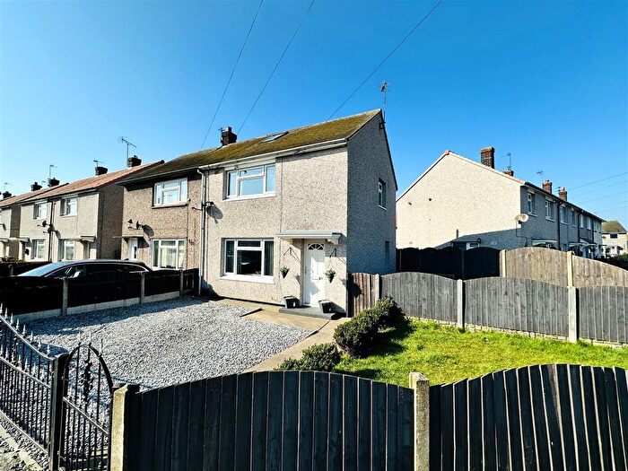 2 Bedroom Semi-Detached House For Sale In Wroots Avenue, Goole, DN14