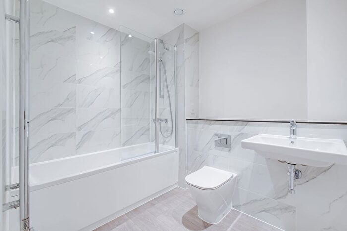 1 Bedroom Flat To Rent In Apt The Burj Digbeth, Birmingham, B12