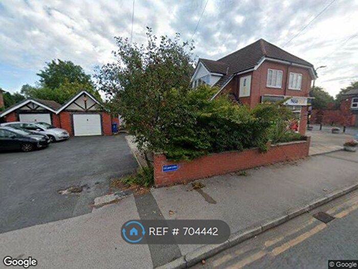 3 Bedroom Flat To Rent In Heyes Lane, Timperley, Altrincham, WA15