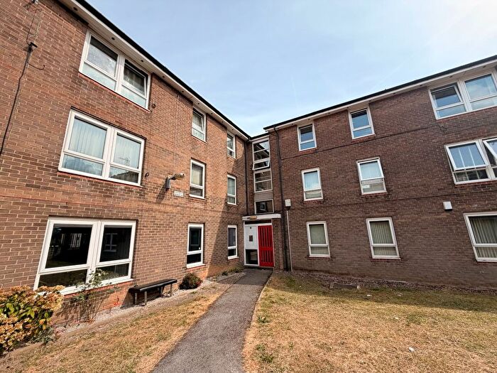 2 Bedroom Flat To Rent In Water Slacks Walk, Sheffield, South Yorkshire, Uk, S13